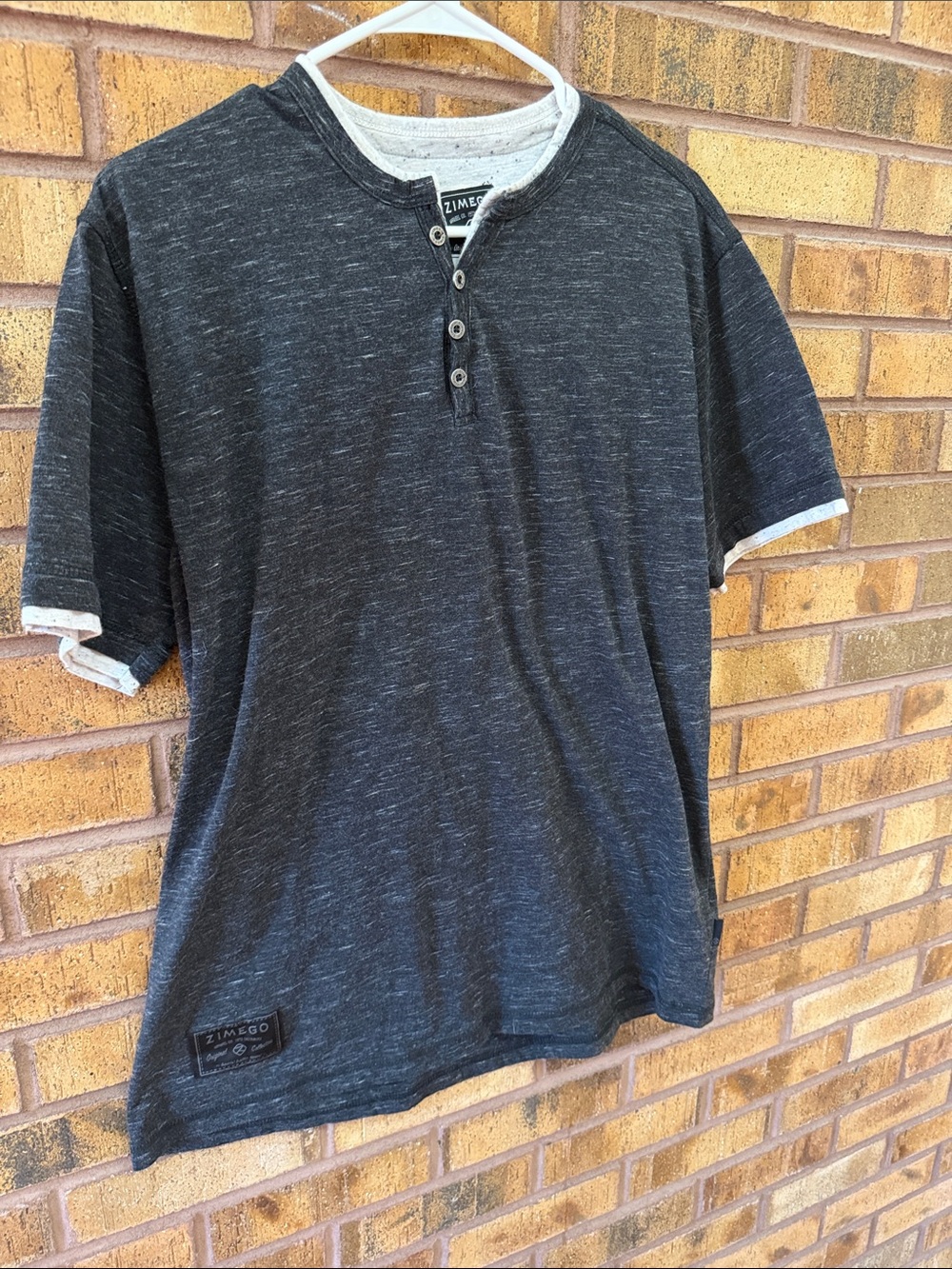 Men's Short Sleeve Henley Tee in Charcoal Heather